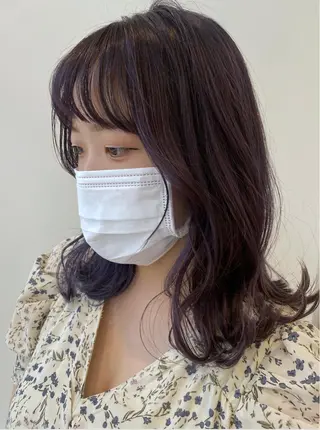 ミディアム カラー 小顔レイヤー/ ベージュ🤍Rieのヘアスタイル