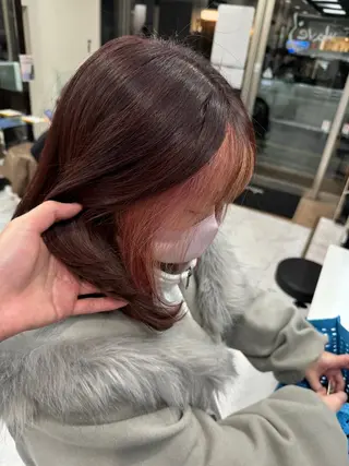 ミディアム カラー ヘアアレンジ 目黒 碧人のヘアスタイル