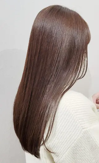カラー 透明感🫧艶カラー✨ レイヤー✂渡辺祐輔のヘアスタイル