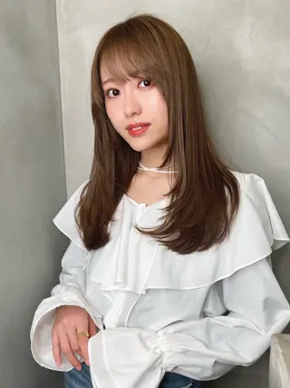 ロング カラー レイヤーカット、ボブ GLROWのヘアスタイル