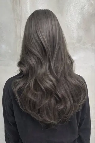 ロング カラー 韓国レイヤー× 艶髪 池袋/ハナ🌷のヘアスタイル