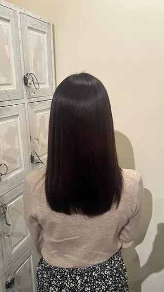 ミディアム いくみ/豊橋 /艶カラー/髪質改善のヘアスタイル