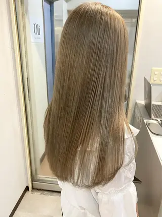 ロング KYOKO 【Bear】のヘアスタイル