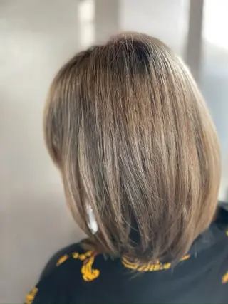 ミディアム re place リプレイスのヘアスタイル