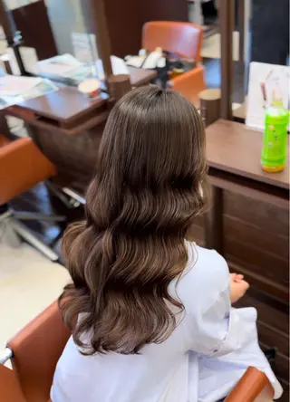 ロング パーマ 成田で1番お悩み解決 の髪へ導くみつきのヘアスタイル