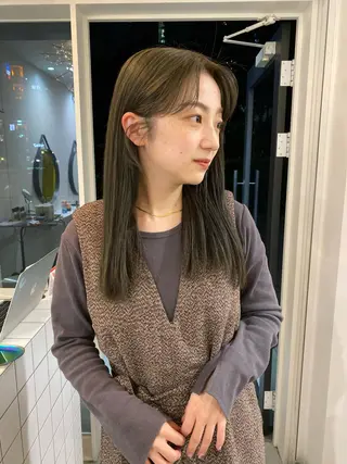 セミロング Koto🌿 ブリーチなしカラーのヘアスタイル