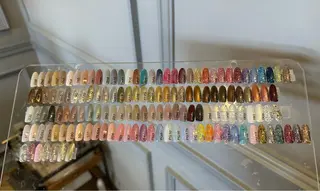 ネイル Vernis/ATTRAIT BEAUTY PROFESSIONAL【ヴェルニ】所属・石塚 葵のネイルデザイン