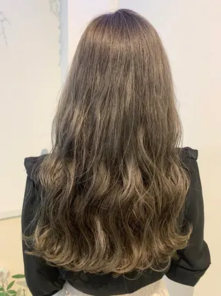 ロング カラー 極艶透明感カラー🐰 髪質改善/出雲つぐみのヘアスタイル