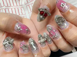 ネイル アイアムアイ 大村磨衣のネイルデザイン