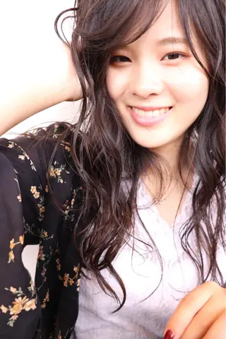 カラー mu ku.のヘアスタイル