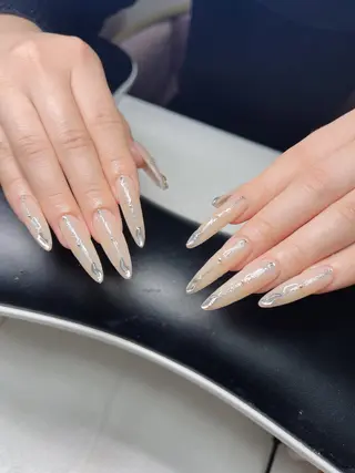 ネイル Lee Nailsのネイルデザイン