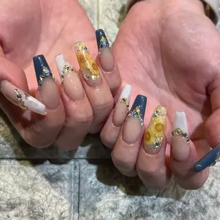 ネイル アクリルスカルプ𓆈 RounGe町田店のネイルデザイン