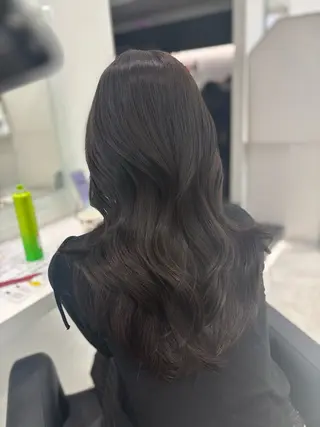 ロング カラー 流行りの透明感カラー ×縮毛矯正🤍ユウのヘアスタイル