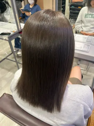 ミディアム カラー ハイトーン/心斎橋 🌙イツキのヘアスタイル