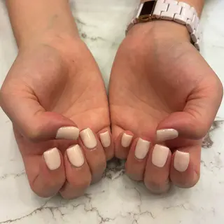 ネイル Honey Bee Mikuのネイルデザイン