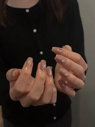 ミディアム Siita Yukiのネイルデザイン