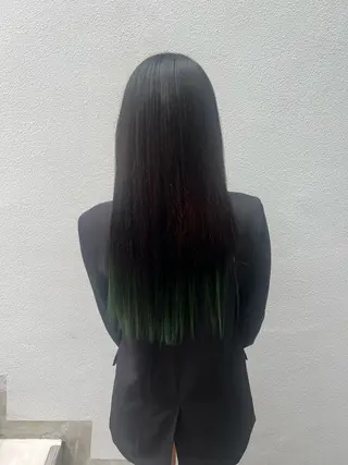 ロング カラー 柴田 愛奈のヘアスタイル