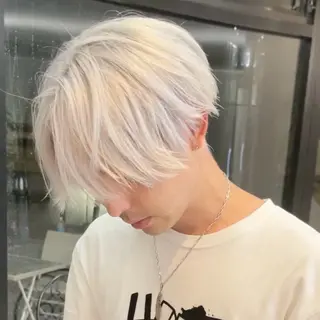 ショート 海外ハイトーン 🇺🇸sakiのヘアスタイル