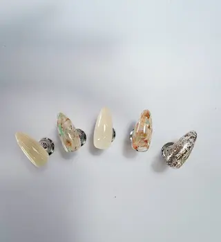 ネイル Lys. 篠崎のネイルデザイン