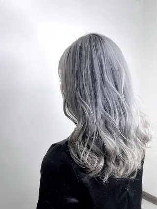 ミディアム パーマ 笑顔100点で接客／ TATEのマツエク・マツパデザイン