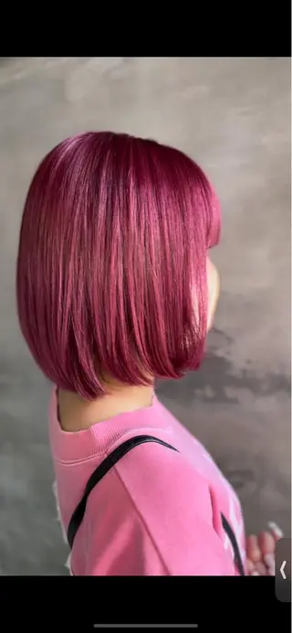 ミディアム エクステ/ハイトーン /レイヤーカットのヘアスタイル