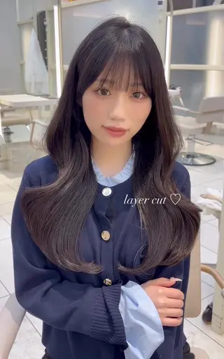 ロング 鈴木 彩莉のヘアスタイル