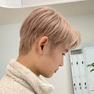 ショート カラー メンズ ハイトーン×レイヤー ／遠藤将太のヘアスタイル