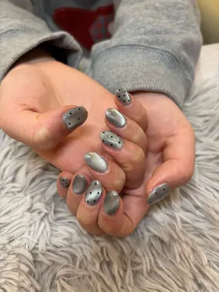 ネイル 伊藤 いちごのネイルデザイン