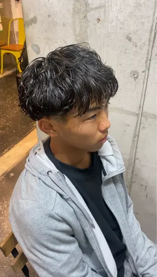 パーマ 辻 由利花のヘアスタイル