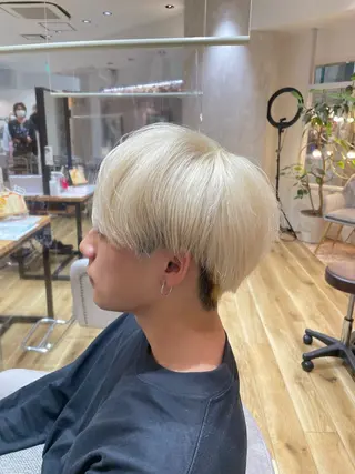 メンズ 髪質改善ストレート オルメントのヘアスタイル