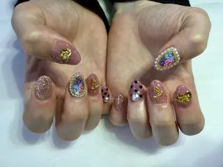 ネイル 💎🐰 saki. m 🐰💎のネイルデザイン