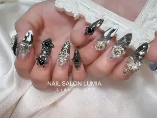 ネイル ネイルサロン ルミア Lumia 店長のネイルデザイン