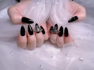 ネイル UMI ネイルサロン新宿🎀のネイルデザイン