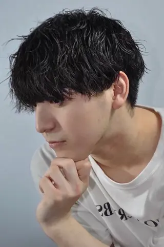 ショート カラー パーマ メンズ 武井 凌のヘアスタイル