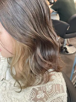 ミディアム カラー いとう このみのヘアスタイル