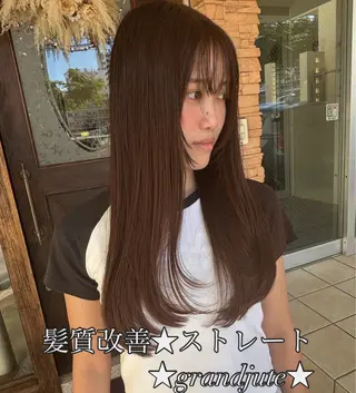 ミディアム カラー grand juteのヘアスタイル