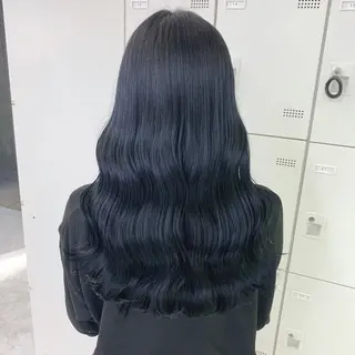ロング カラー ヘアアレンジ 🪞［公式］ UNITED横浜🪞のヘアスタイル