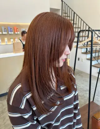 ロング 本澤 朋香のヘアスタイル