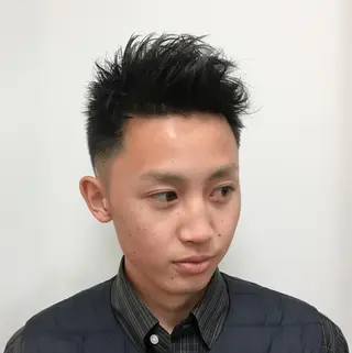 ショート パーマ メンズ すごう こうへいのヘアスタイル