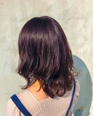 ミディアム カラー パーマ 佐藤 美聡のヘアスタイル