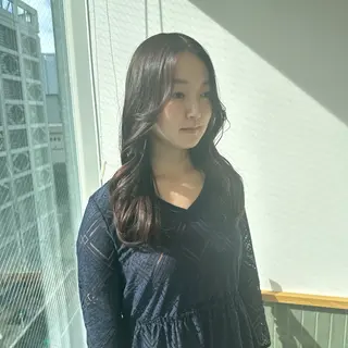 セミロング カラー ブリーチなし/レイヤ ー特化🌈Tommyのヘアスタイル