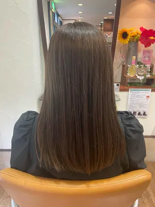 ロング カラー サプリームヘア 飯田みち瑠のヘアスタイル