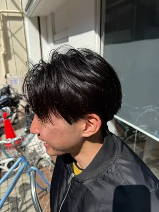 メンズ メンズ毛流れパーマ ブリーチSHIONのヘアスタイル