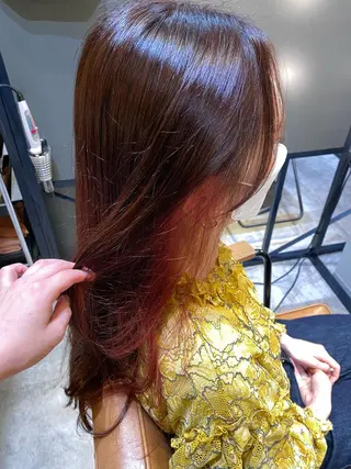 ロング カラー 阪本 愛実のヘアスタイル
