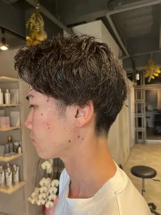 ショート パーマ メンズ うる艶カラー/恵比寿 ベージュ/丸山陽平のヘアスタイル