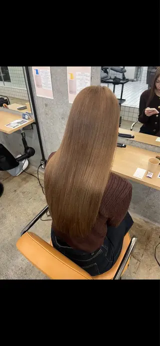 カラー ブリーチカラー×艶 🍨mihoのヘアスタイル