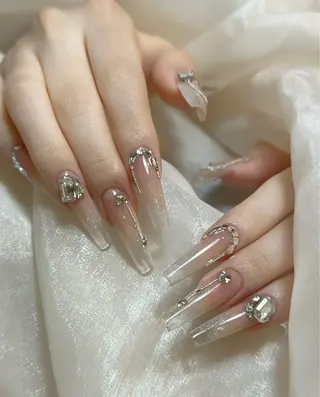 ネイル D-BEAUTY Nailsalonのネイルデザイン