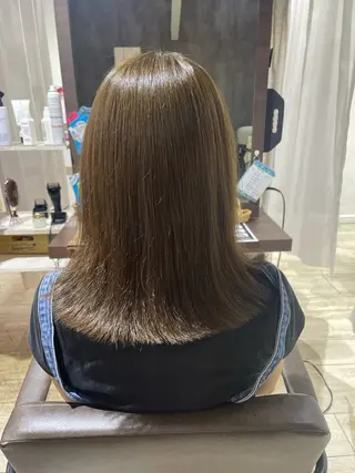 ミディアム カラー 兼松 美香のヘアスタイル