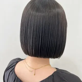 ショート ぱつっとボブ/ 小野あかねのヘアスタイル