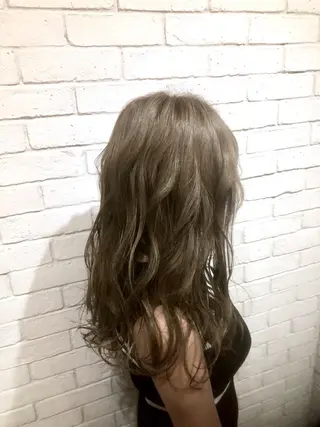 セミロング カラーアンドケアリタ kitamuuuのヘアスタイル